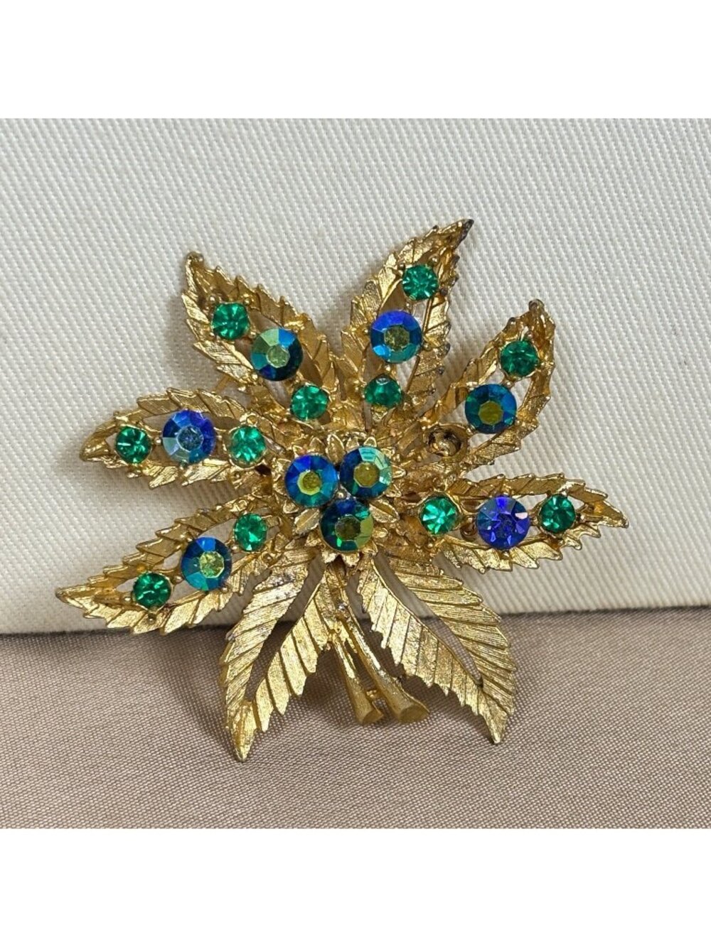 Vintage Gold Tone Floral Flower Aurora Borealis Rhinestone Brooch Pin C2